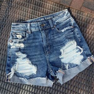 American Eagle The Mom Short Stretch Denim Shorts LIKE NEW Size 0